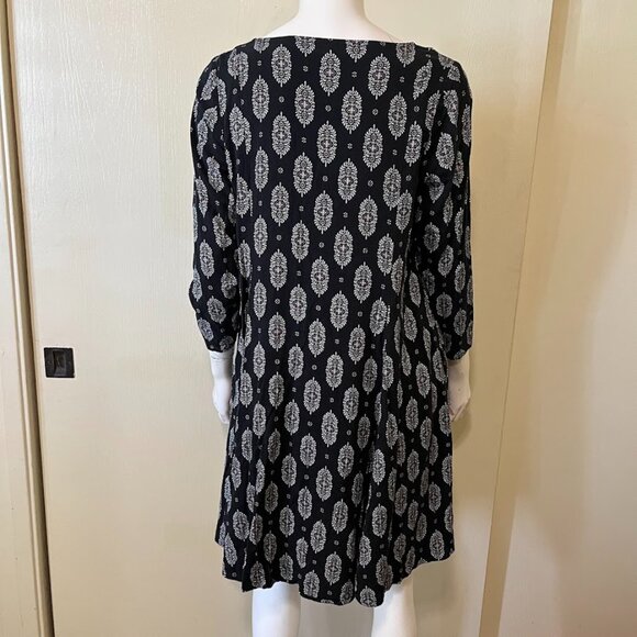 Torrid Mini Challis Trapeze Dress 00 - Picture 3 of 5